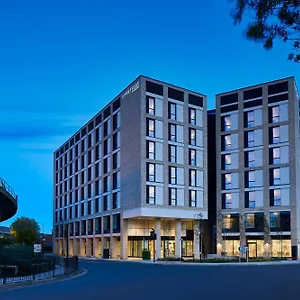 Courtyard By Marriott Airport 4*, London United Kingdom
